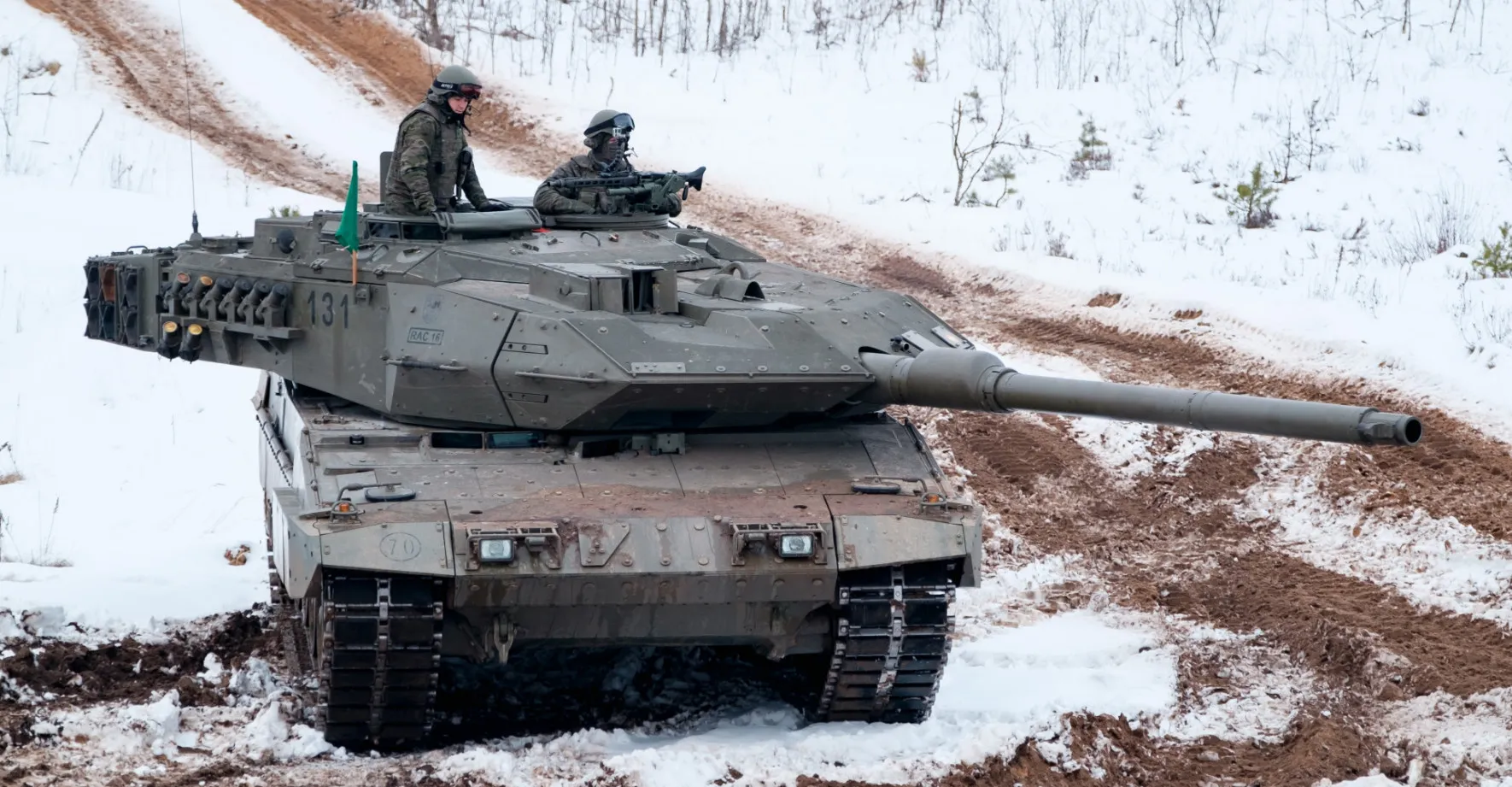 Česko chce koupit vysloužilé tanky Leopard ze Švýcarska, uvedla ministryně