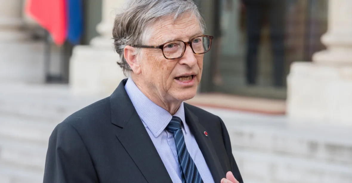 Bill Gates vítá éru umělé inteligence. Přinese stejnou revoluci jako internet a mobily