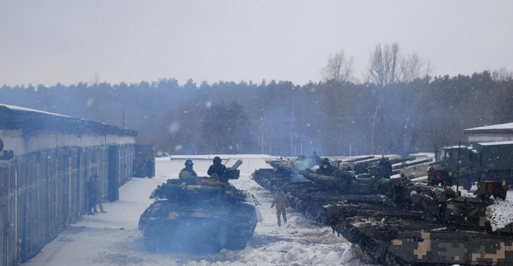 Ukrajinská protiofenziva má přijít „velmi brzy“. Rusové dál útočí