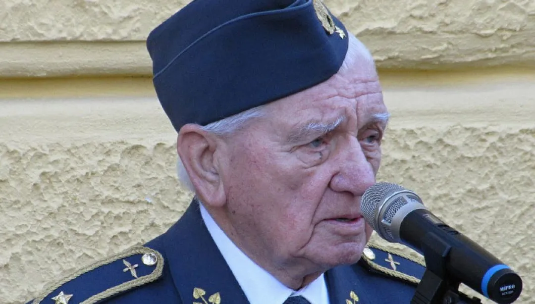 Zemřel válečný veterán a český stíhací pilot RAF Emil Boček. „Ztrácíme jednoho z největších hrdinů naší historie“