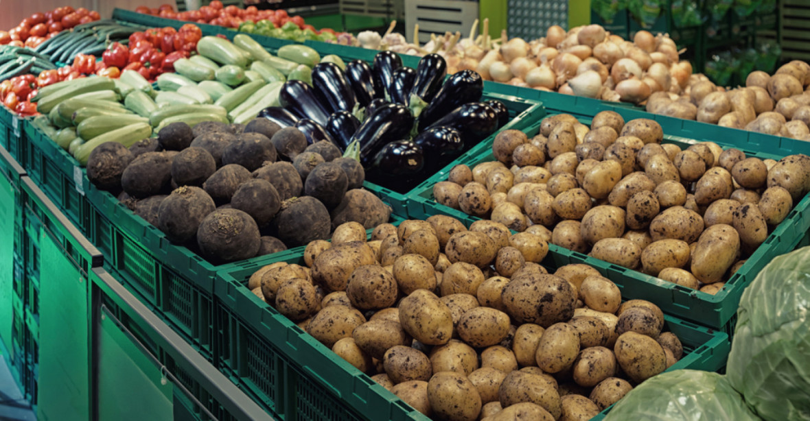 Obchodníci si přirážejí až 200 procent na ceně brambor. „Je to nemravné,“ řekl Nekula