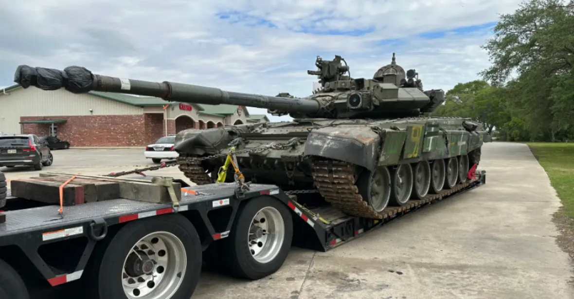 Ruský tank T-90 v Louisianě. Podle Pentagonu ukáže, jak zlepšit pomoc Ukrajině