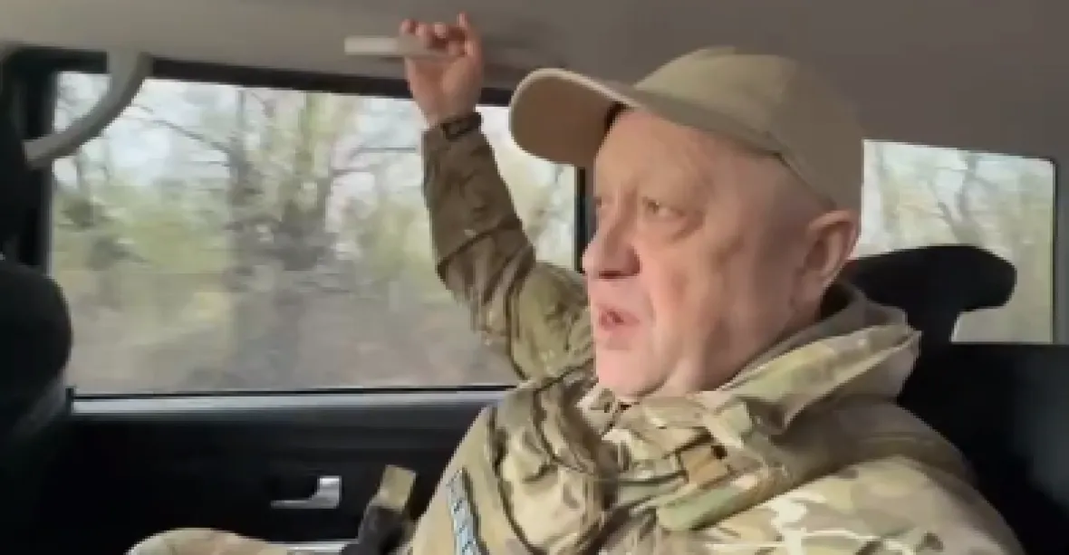 VIDEO: Naštvaný Prigožin vyzývá Kreml k ukončení války. „Vtipy skončily, nic dobrého nás nečeká“