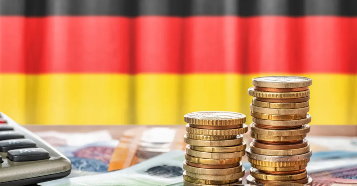 Němci odmění ceněnou práci daleko lépe než Češi. Mzdy firem tam odskočily od platů státu