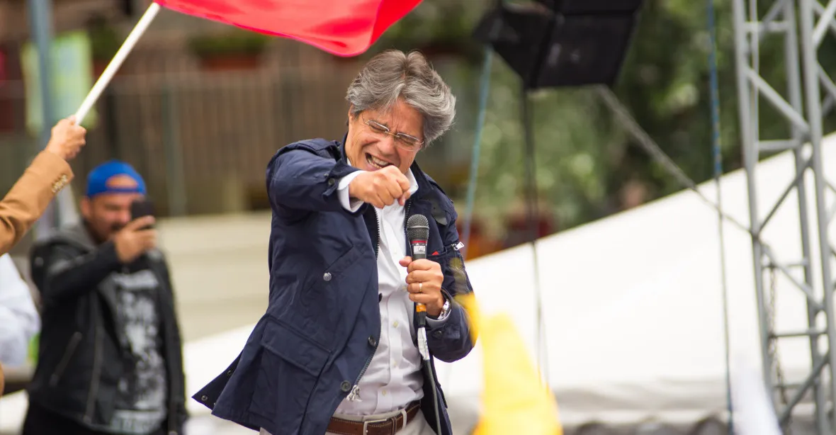 Prezident Ekvádoru rozpustil parlament, který ho chce odvolat