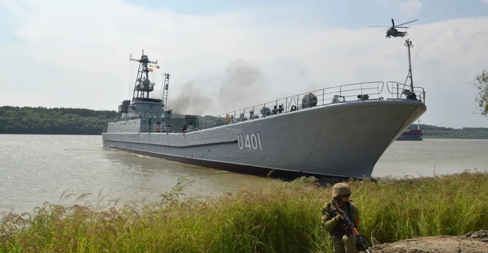 Poslední válečná loď Ukrajiny šla ke dnu, uvedli Rusové. Kyjev na ně odmítá reagovat