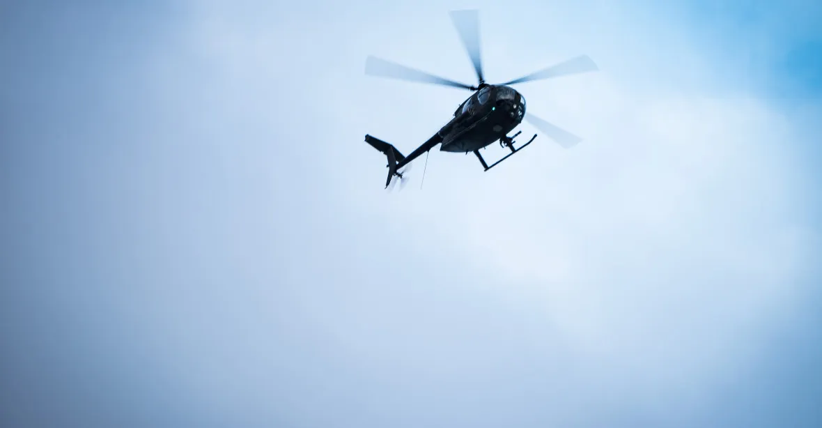 V Kalifornii se při hašení požáru srazily helikoptéry, tři lidé zemřeli