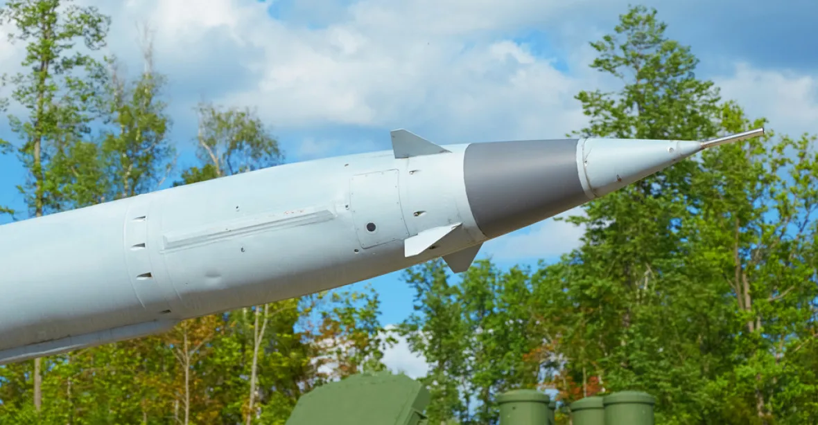 Moskevská letiště byla mimo provoz. Rusko sestřelilo ukrajinskou raketu a nad Krymem 42 dronů