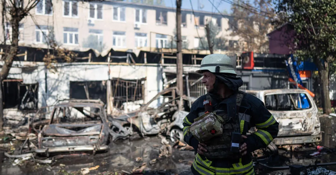 Ukrajinská raketa podle NYT omylem zasáhla tržiště v Kosťantynivce, zahynulo 17 lidí