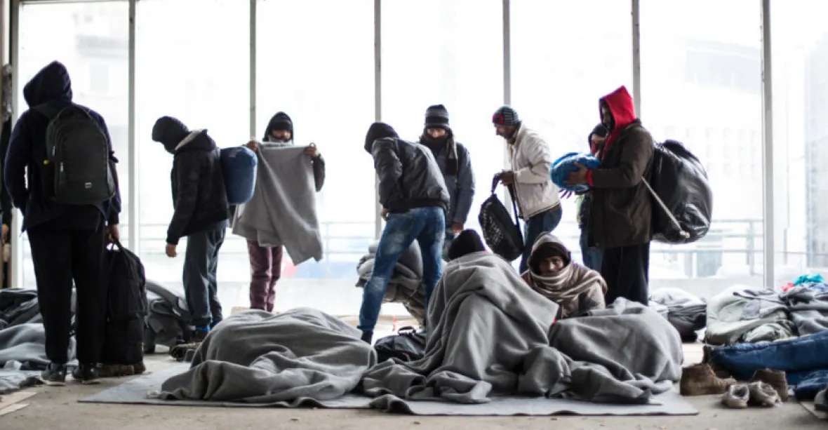 Evropa se obává migrační vlny. Berlín hlásí rekordní čísla a zavádí hraniční kontroly