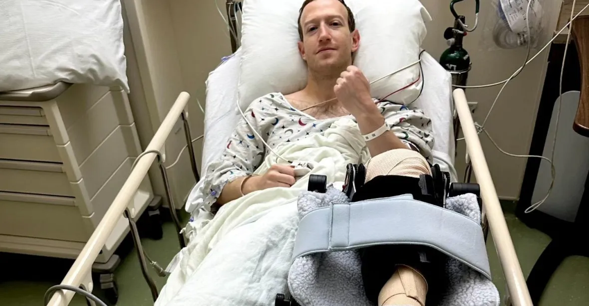Zuckerberg na nemocničním lůžku. Plánovaný vstup do ringu se odkládá