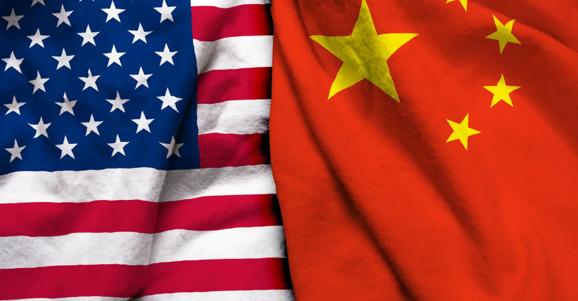 „Soupeření USA a Číny nesmí přerůst v konflikt.“ Biden a Si zahájili schůzku v San Franciscu