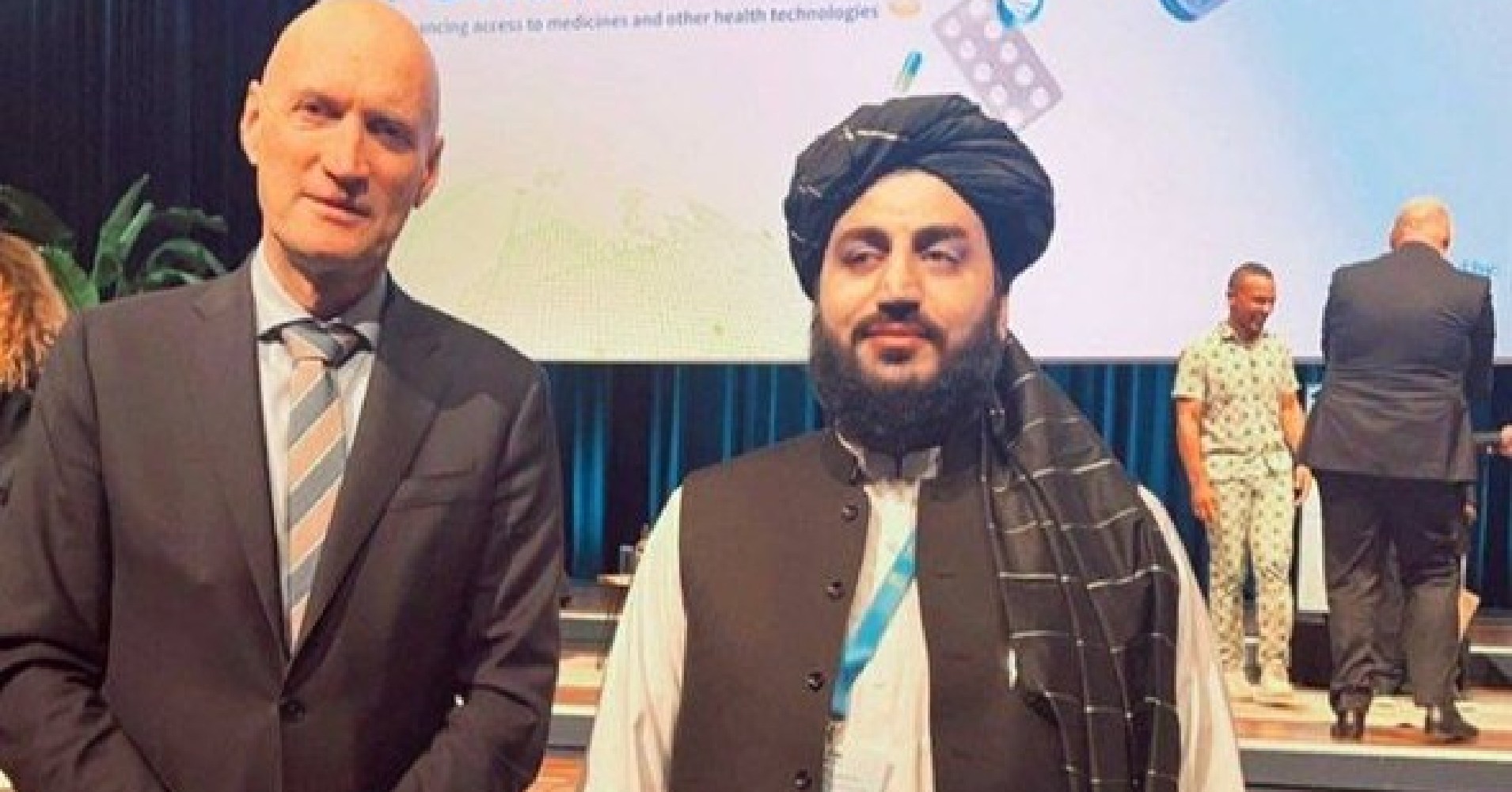 Die Taliban kamen aus den Niederlanden nach Deutschland.  Er traf sich mit dem Minister und den „Brüdern der Slowakei“.