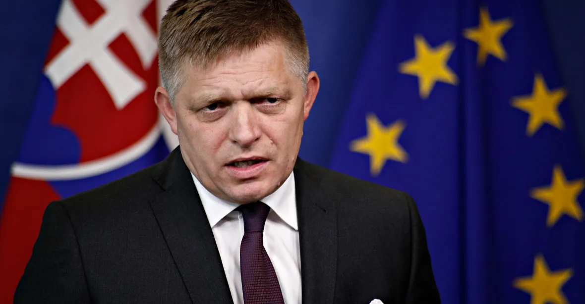 Slovenský premiér Fico přijel do Česka, jeho návštěvu provází napětí