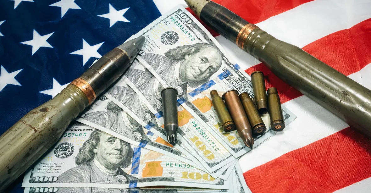 Pentagon málo dohlížel na zbraně pro Ukrajinu za miliardu dolarů. Mohly být ukradeny