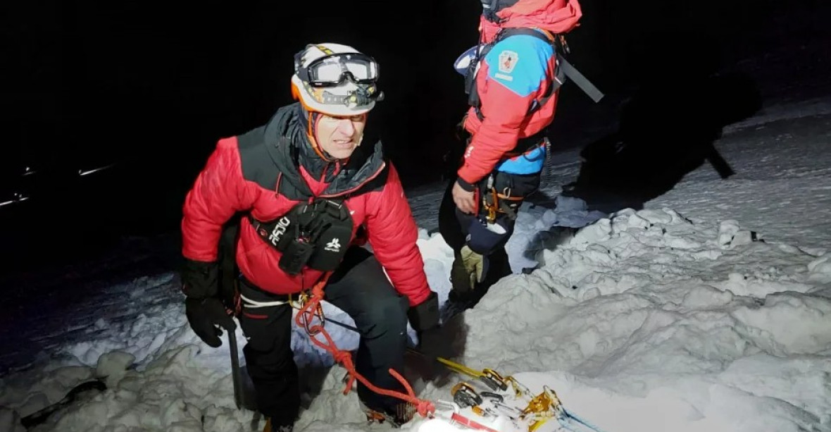 Smrt na Sněžce. Tragický pád dvou mužů byl dlouhý 900 metrů