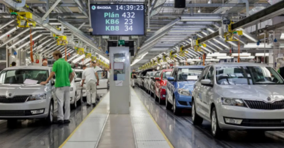 Škoda Auto zvyšuje mzdy. V květnu lidem vyplatí 100 tisíc navíc