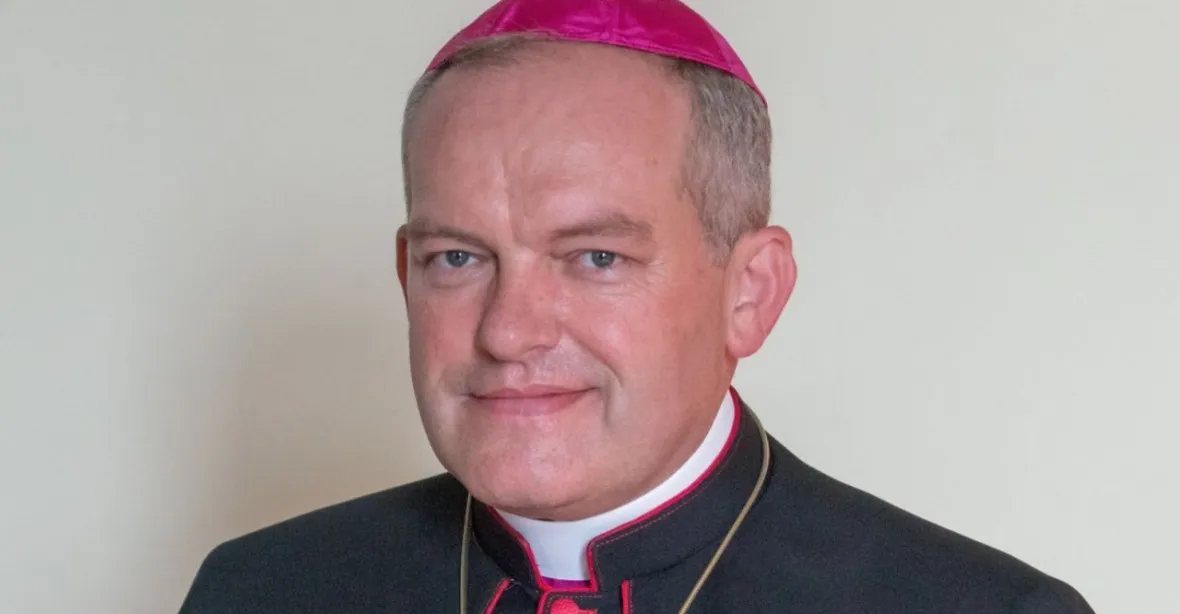 Papež jmenoval nového olomouckého arcibiskupa, je jím Josef Nuzík