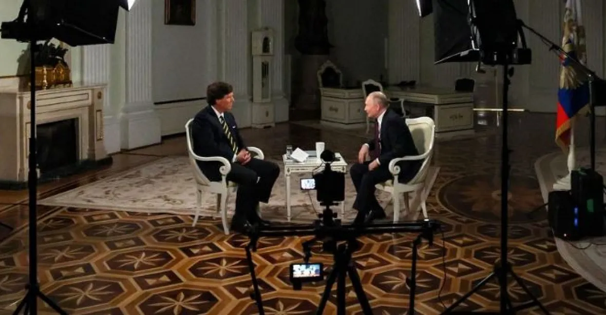 Putin dobývá svět díky rozhovoru s Carlsonem, za den ho vidělo víc než 145 milionů lidí