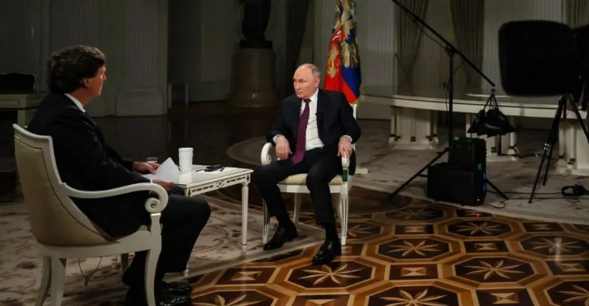 VIDEO: Carlson obdivuje krásy Moskvy. „Neměl žádné ostré otázky,“ stěžuje si Putin