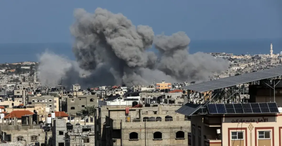 Počet obětí války v Gaze překročil 29.600, zraněných je více než dvojnásobek. Tvrdí to úřady spravované Hamásem