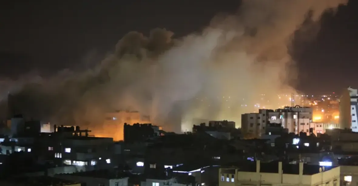 Vstoupit, či nevstoupit do Rafahu? Jakým tlakům čelí Izrael