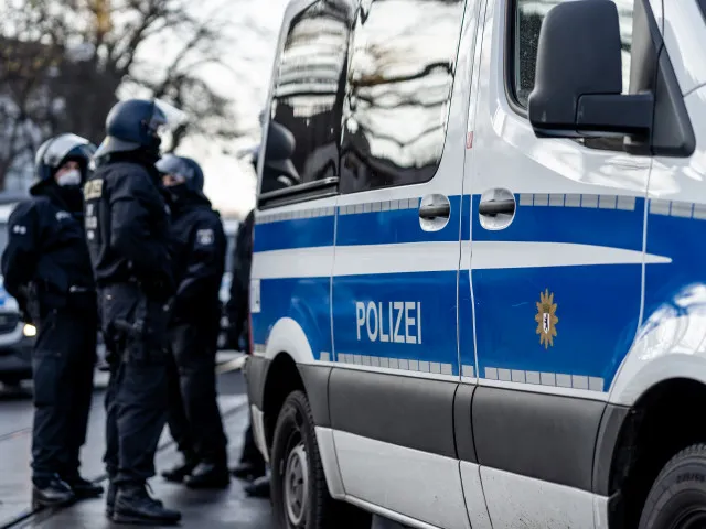 Kriminalita v Německu výrazně vzrostla, spolkové orgány viní „nekontrolovanou migraci“