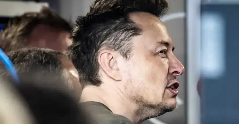 Tesla žádá akcionáře, aby schválili rekordní odměny Elonu Muskovi